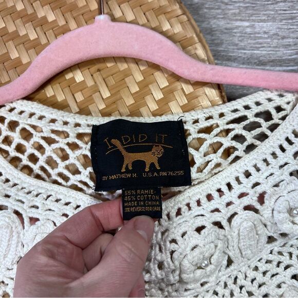 Vintage crochet 90’s cardigan with 3d flowers & pearls cottagecore dainty S‎ - Picture 2 of 8